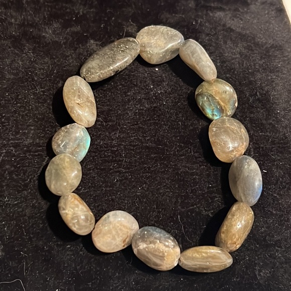 COPY - Flashy Labradorite tumbled polished pebble beads stretchy 3” bracelet - Picture 2 of 3